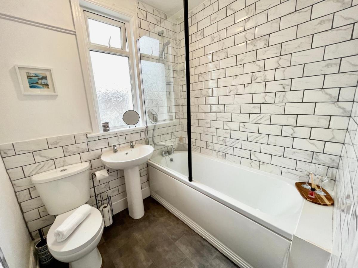 Portsmouth 3 Bedroom Getaway, Sleeps 6 Extérieur photo