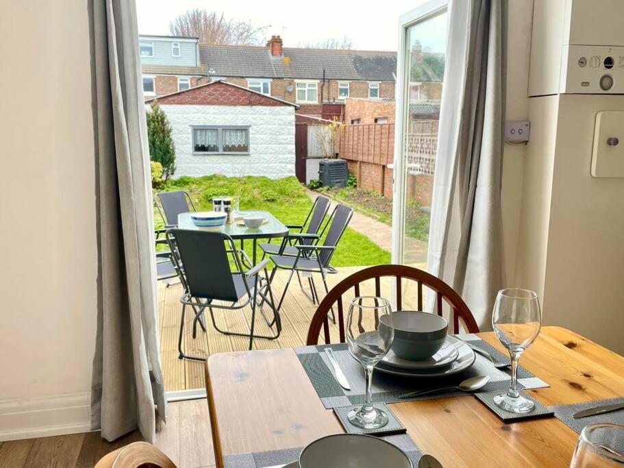 Portsmouth 3 Bedroom Getaway, Sleeps 6 Extérieur photo