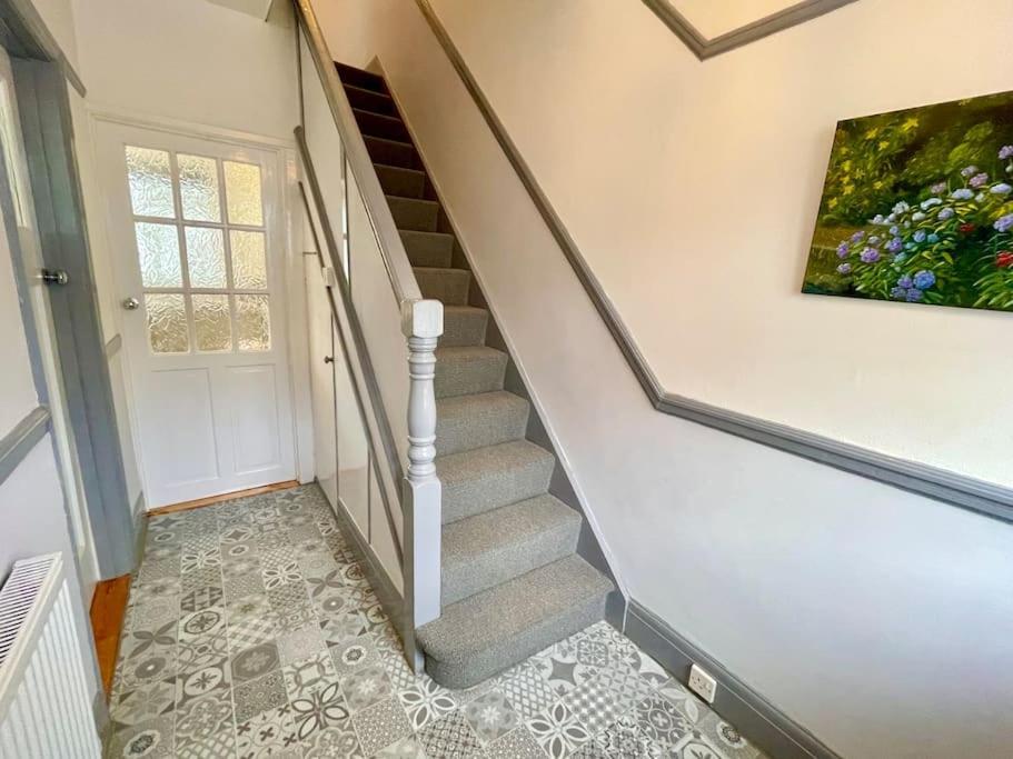 Portsmouth 3 Bedroom Getaway, Sleeps 6 Extérieur photo