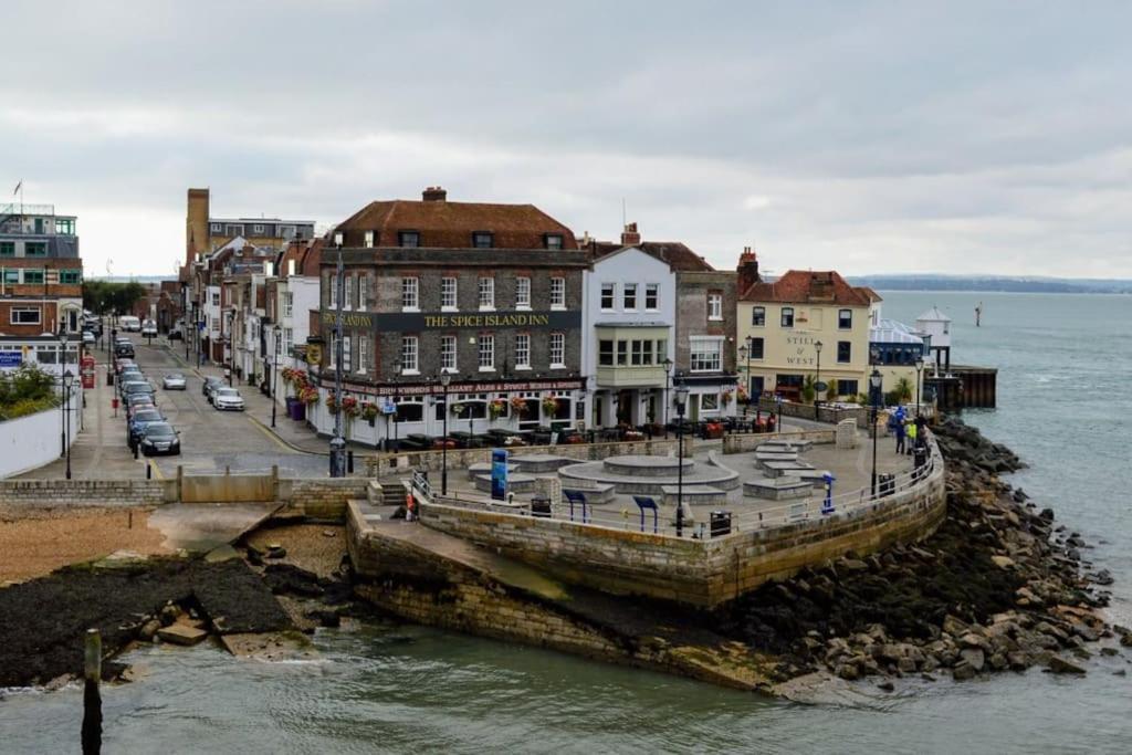 Portsmouth 3 Bedroom Getaway, Sleeps 6 Extérieur photo